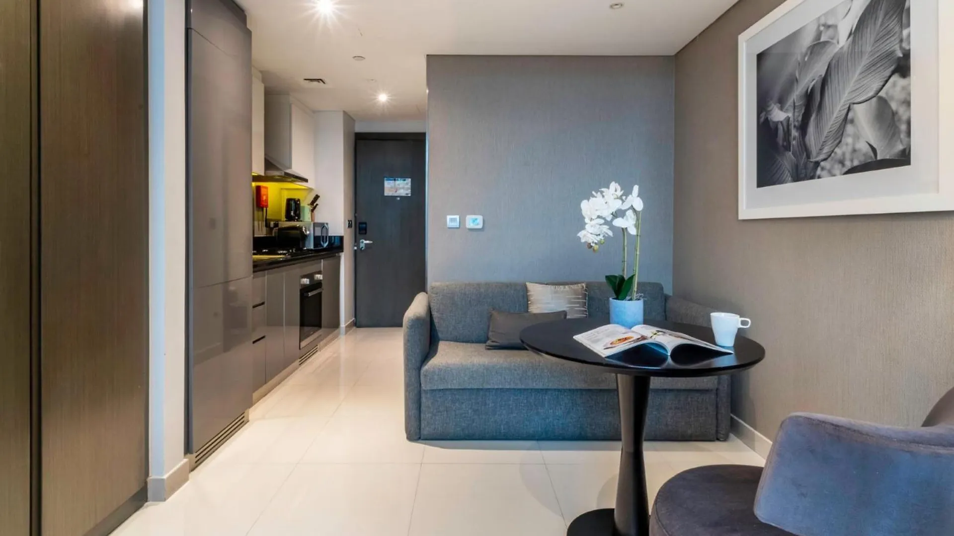 Elegant Escapes - Damac Prive Studio By Canal Dubai 0*,  United Arab Emirates